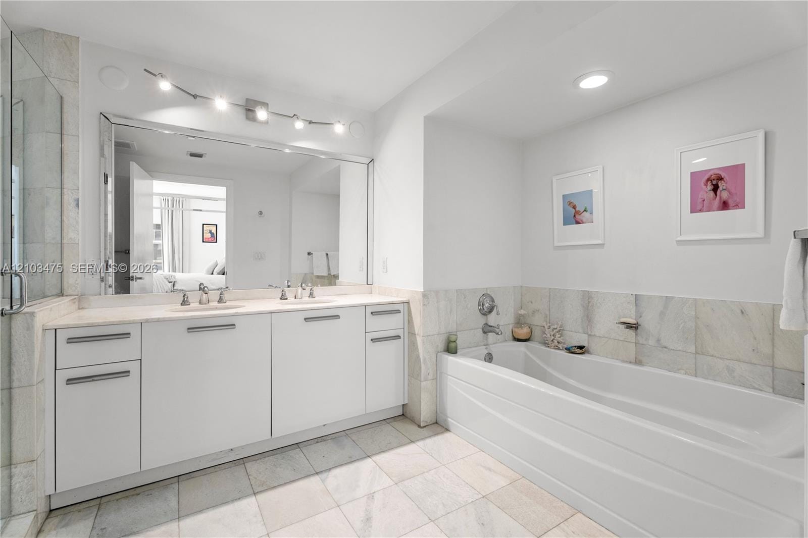 1060 Brickell Avenue 2117, Miami, FL 33131 photo 9