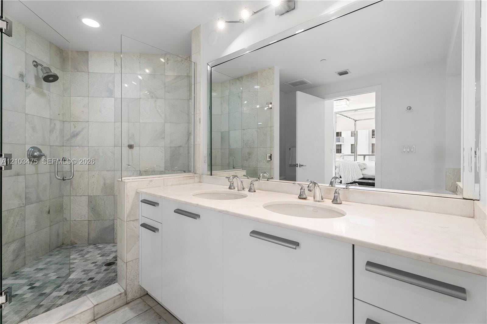 1060 Brickell Avenue 2117, Miami, FL 33131 photo 10