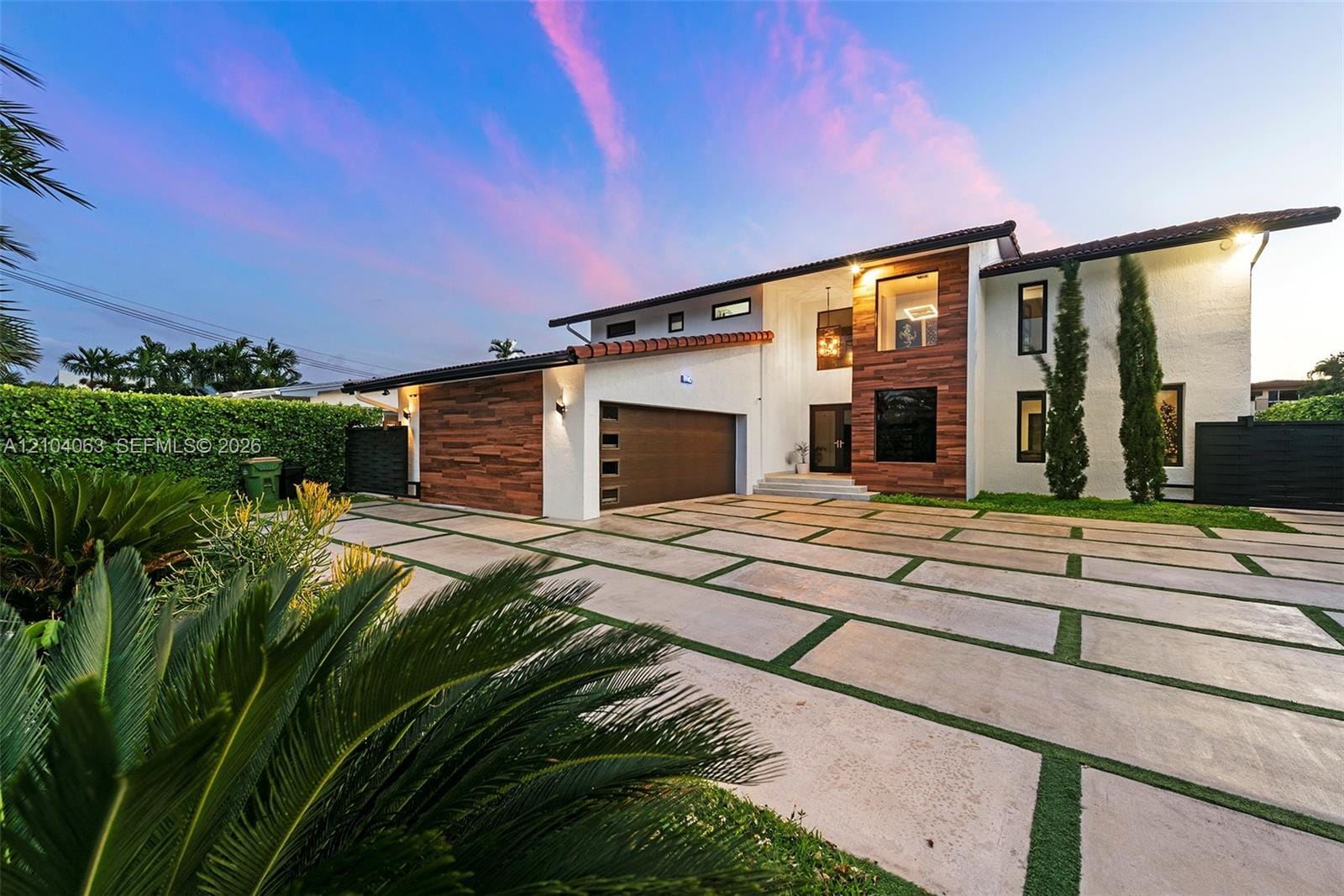 1942 NE 119th Road, North Miami, FL 33181 photo 2