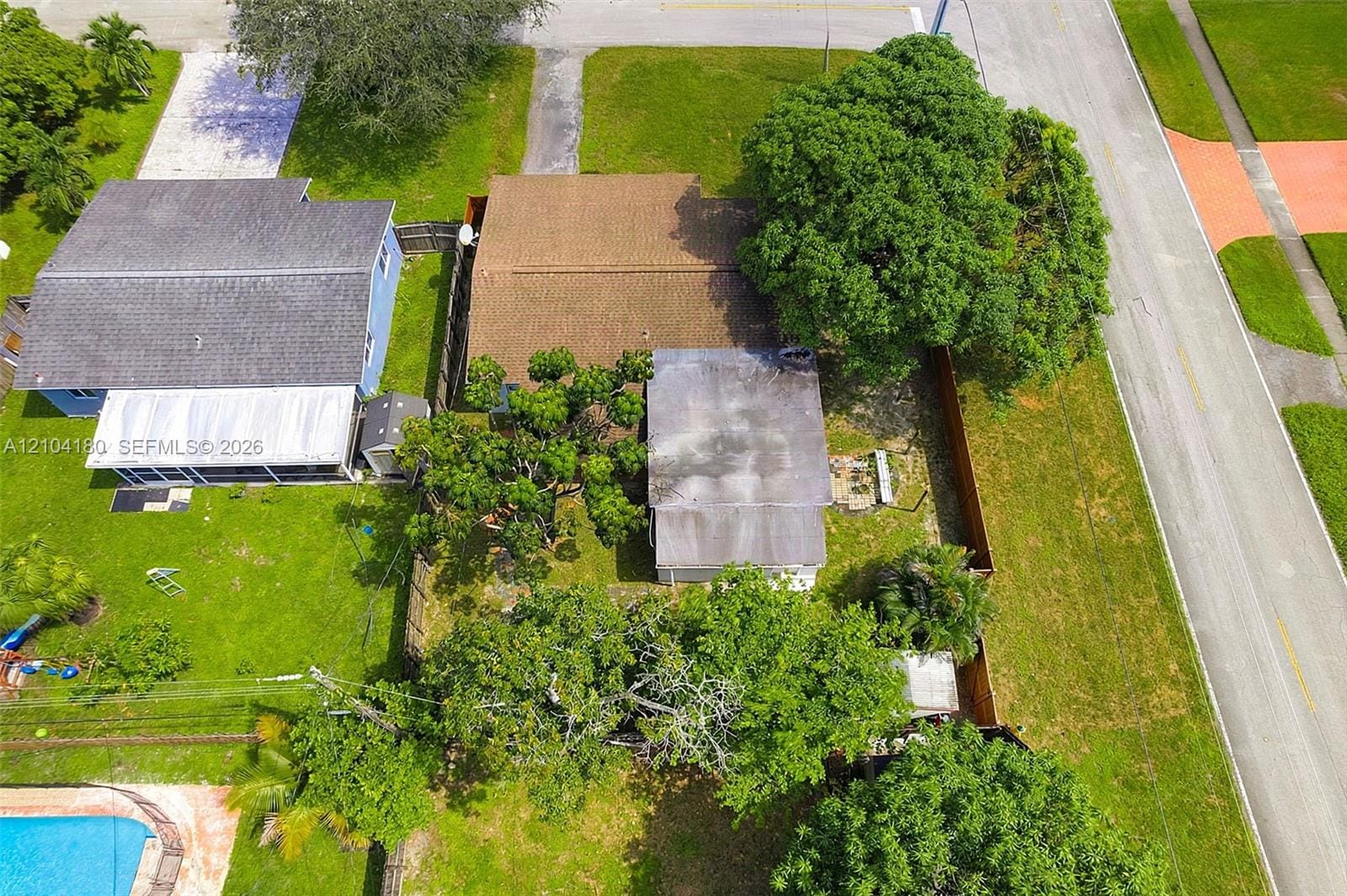 2440 Largo Drive, Miramar, FL 33023 photo 30