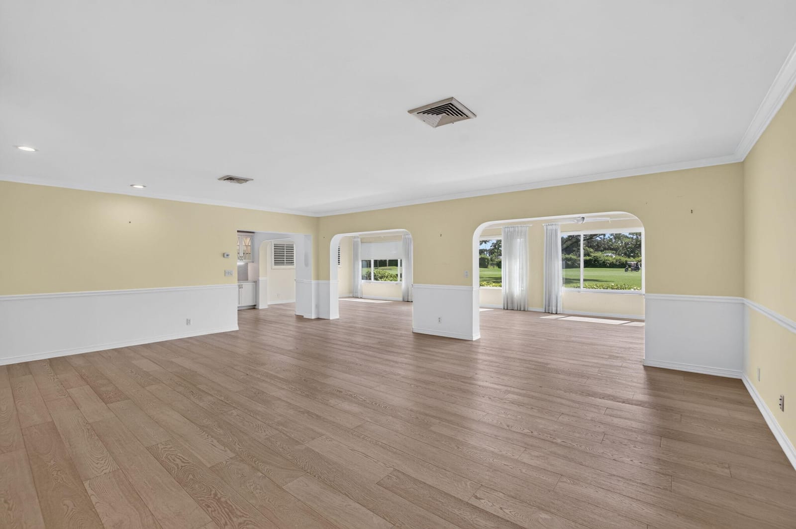 4860 S LAKE Drive — photo 6