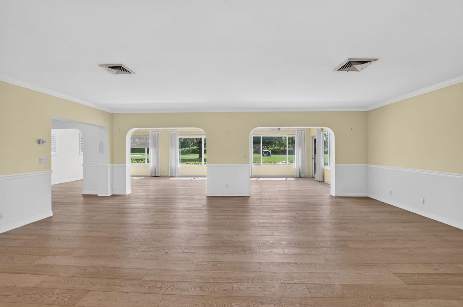 4860 S LAKE Drive — photo 9