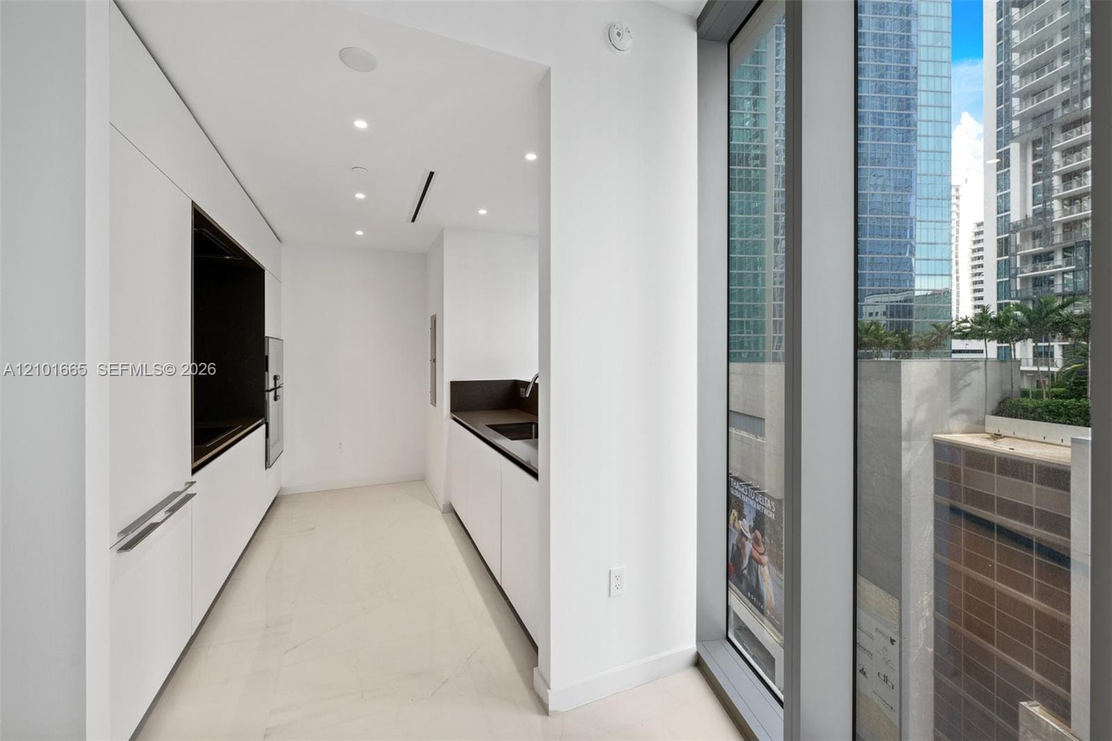 300 Biscayne Boulevard Way 1205C — photo 12