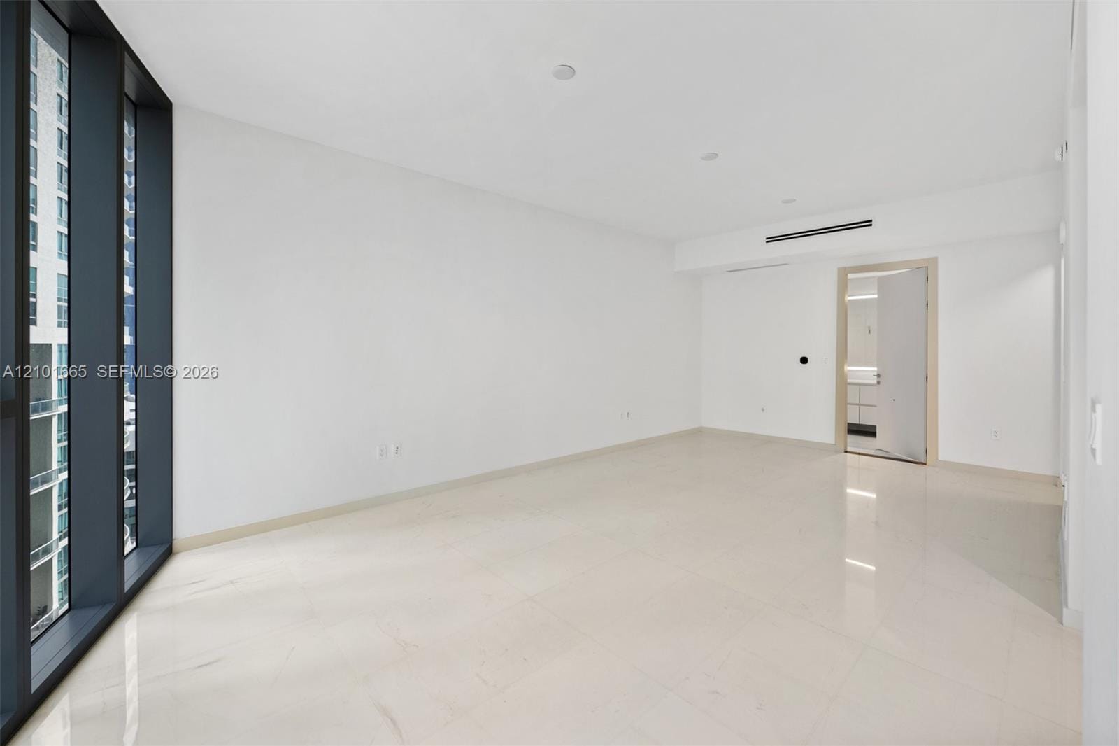 300 Biscayne Boulevard Way 1205C, Miami, FL 33131 photo 18