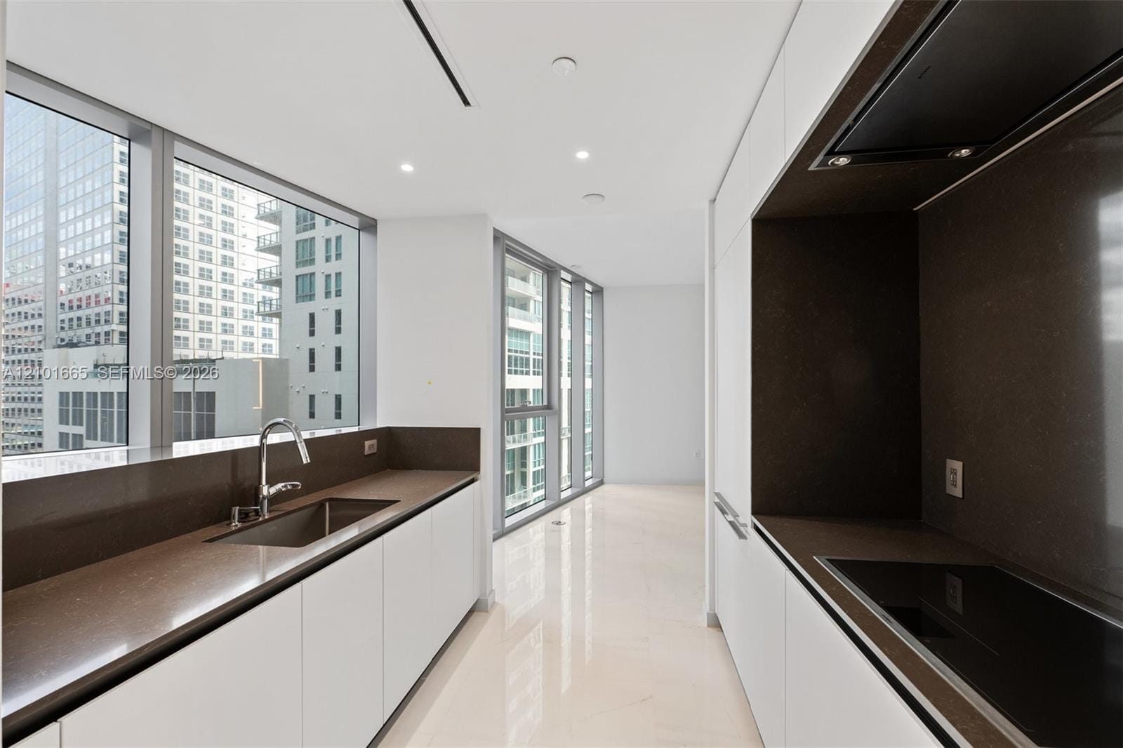 300 Biscayne Boulevard Way 1205C — photo 9
