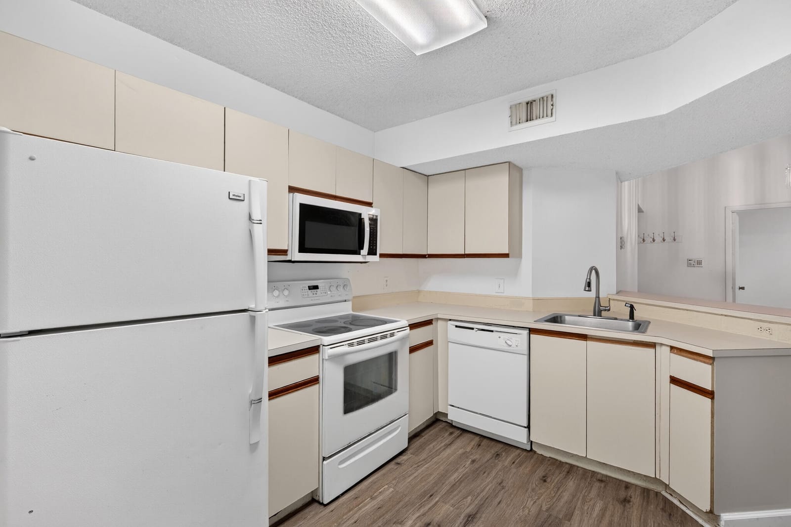 8741 Wiles Road #305, Coral Springs, FL 33067 photo 11