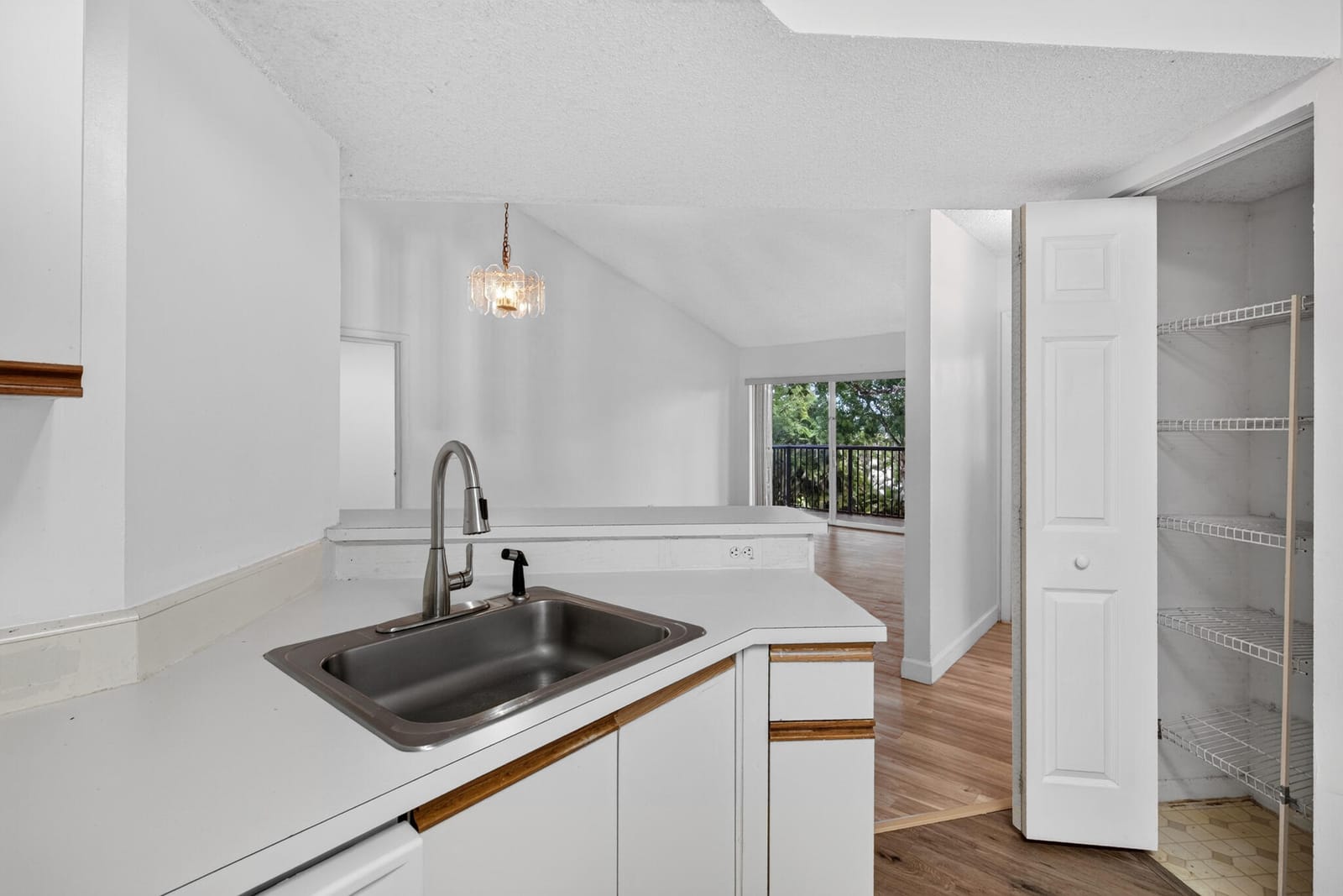 8741 Wiles Road #305, Coral Springs, FL 33067 photo 12