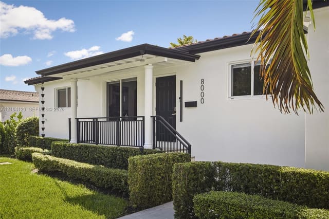 8000 SW 19th Street, Miami, FL 33155