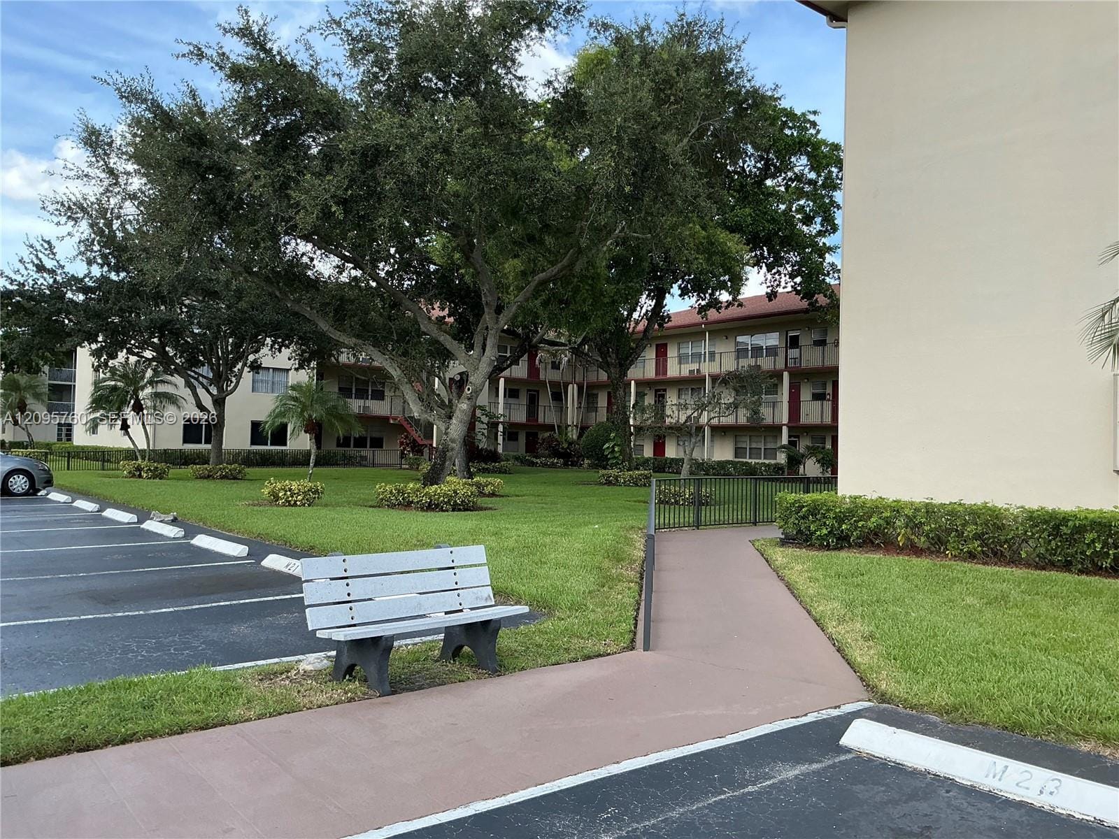 251 SW 134th Way 309M — photo 6