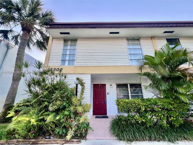 3302 Farragut Street 5A, Hollywood, FL 33021