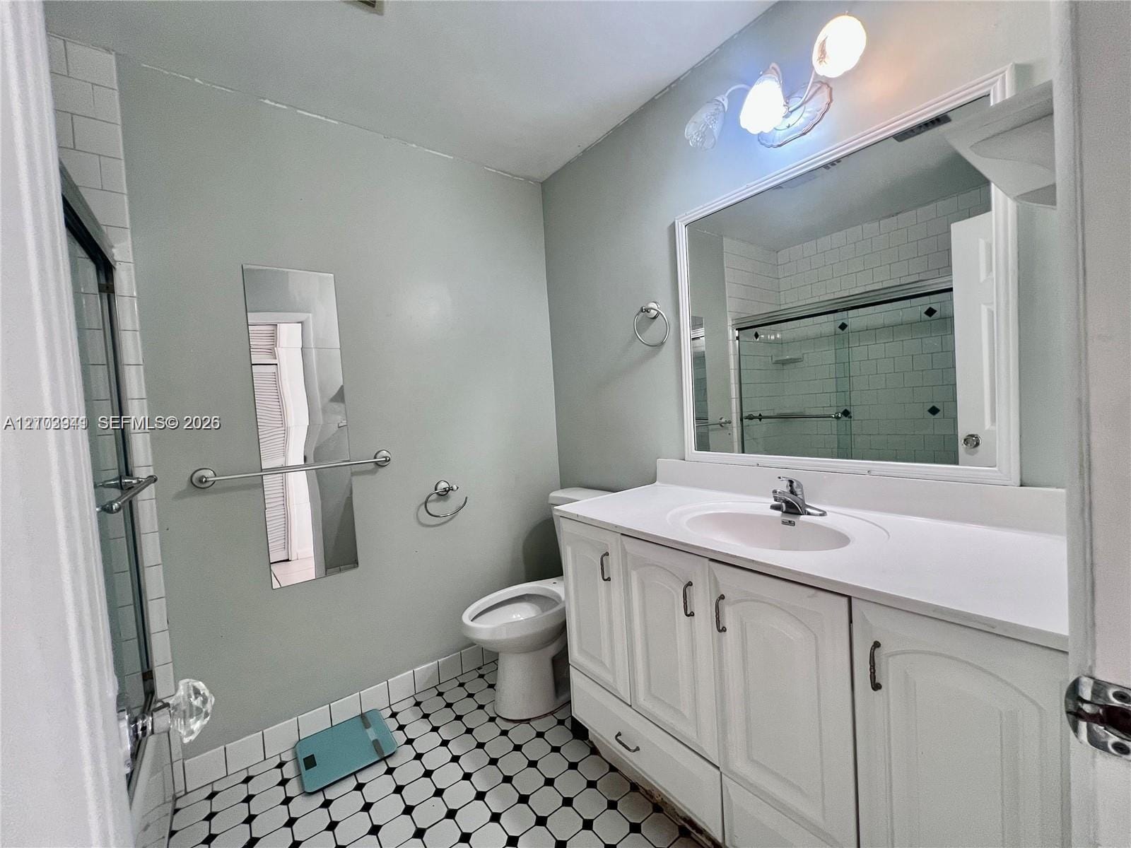 3302 Farragut Street 5A — photo 9