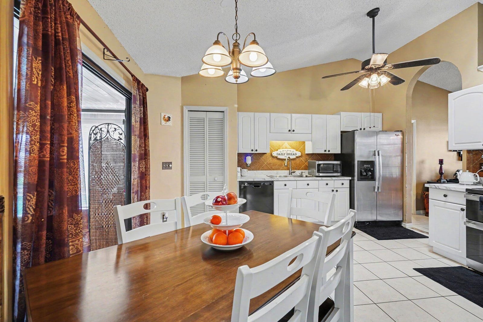 1660 GADSDEN Avenue NW — photo 8