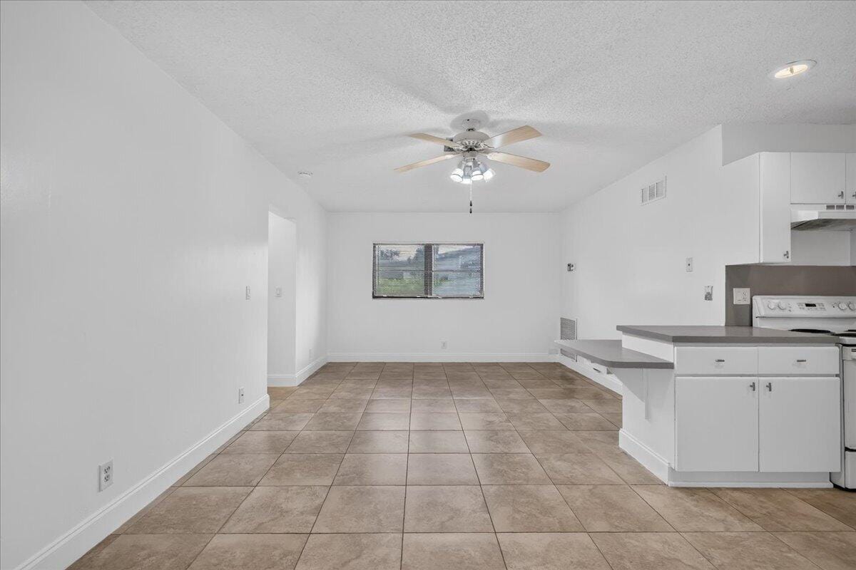 6404 SAGEWOOD Way — photo 12