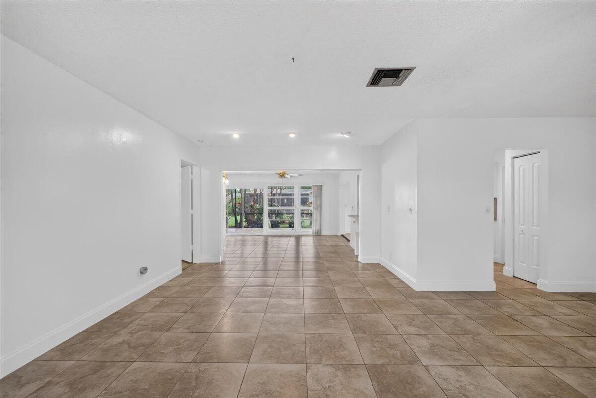 6404 SAGEWOOD Way — photo 3