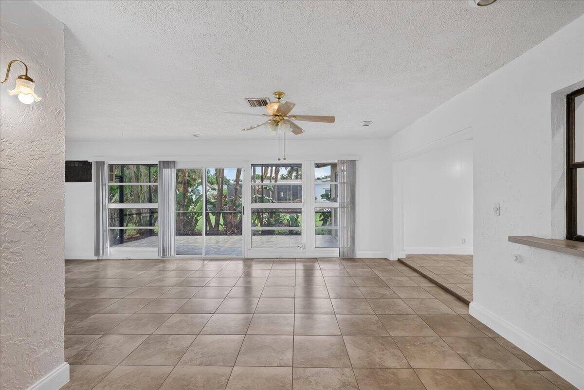 6404 SAGEWOOD Way — photo 7