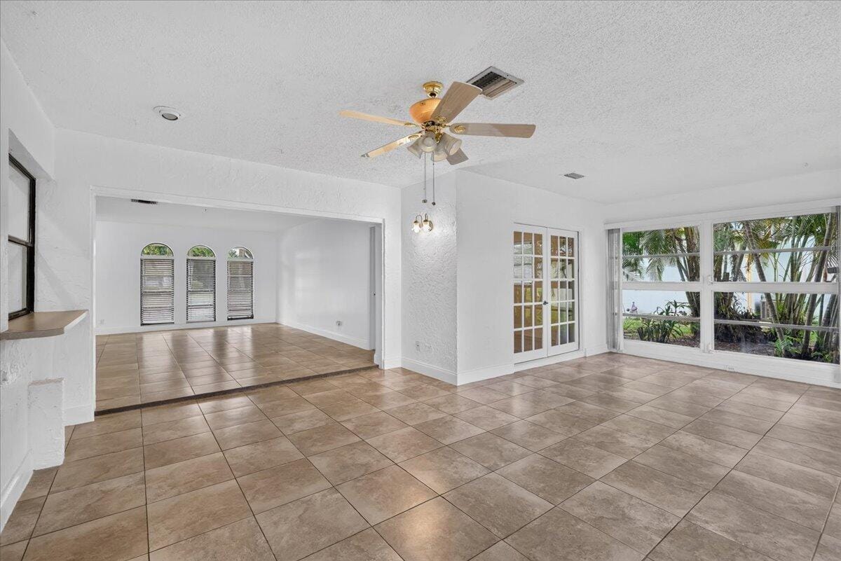 6404 SAGEWOOD Way — photo 9