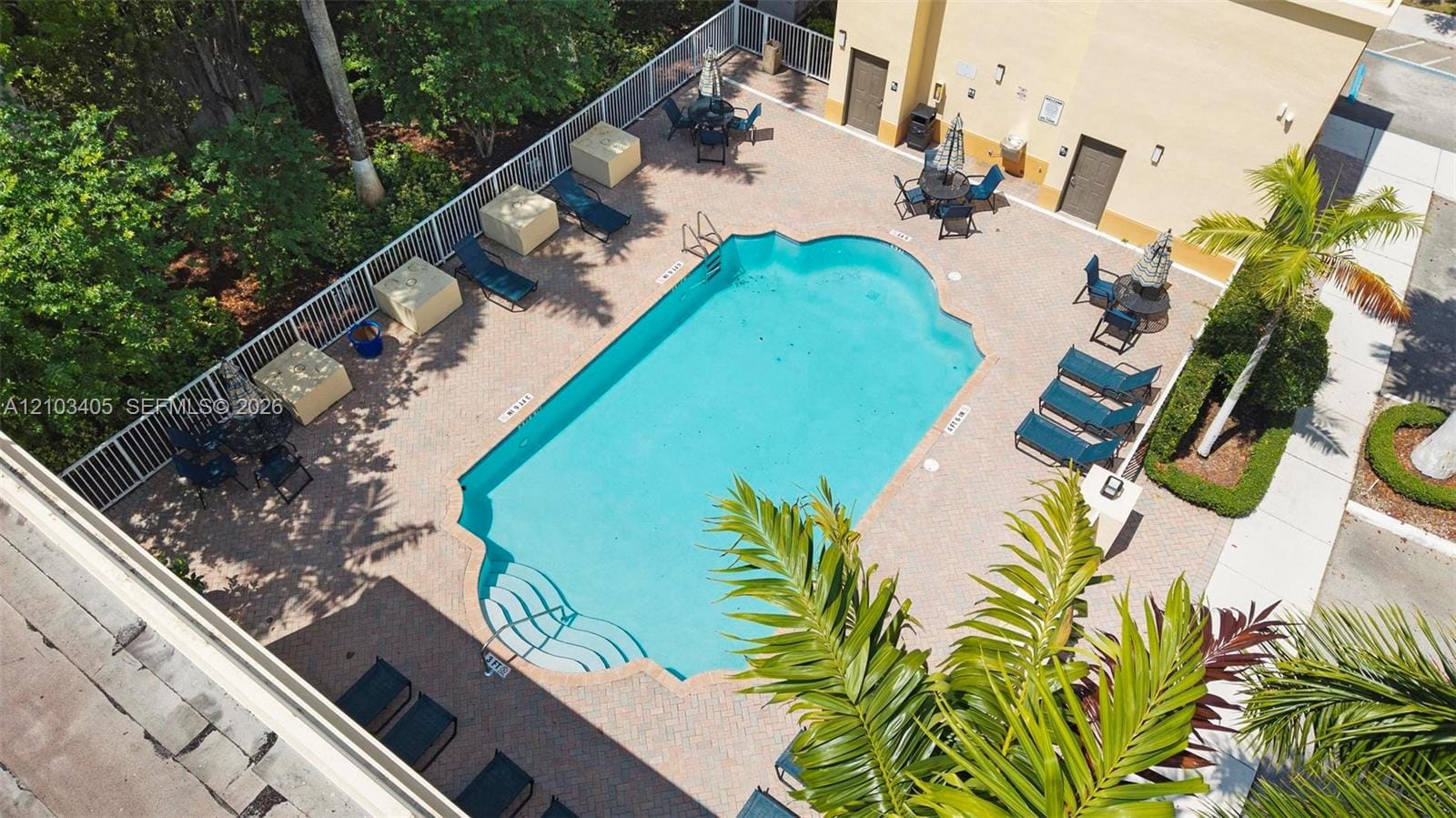 10022 NW 7th Street 205, Miami, FL 33172 photo 27