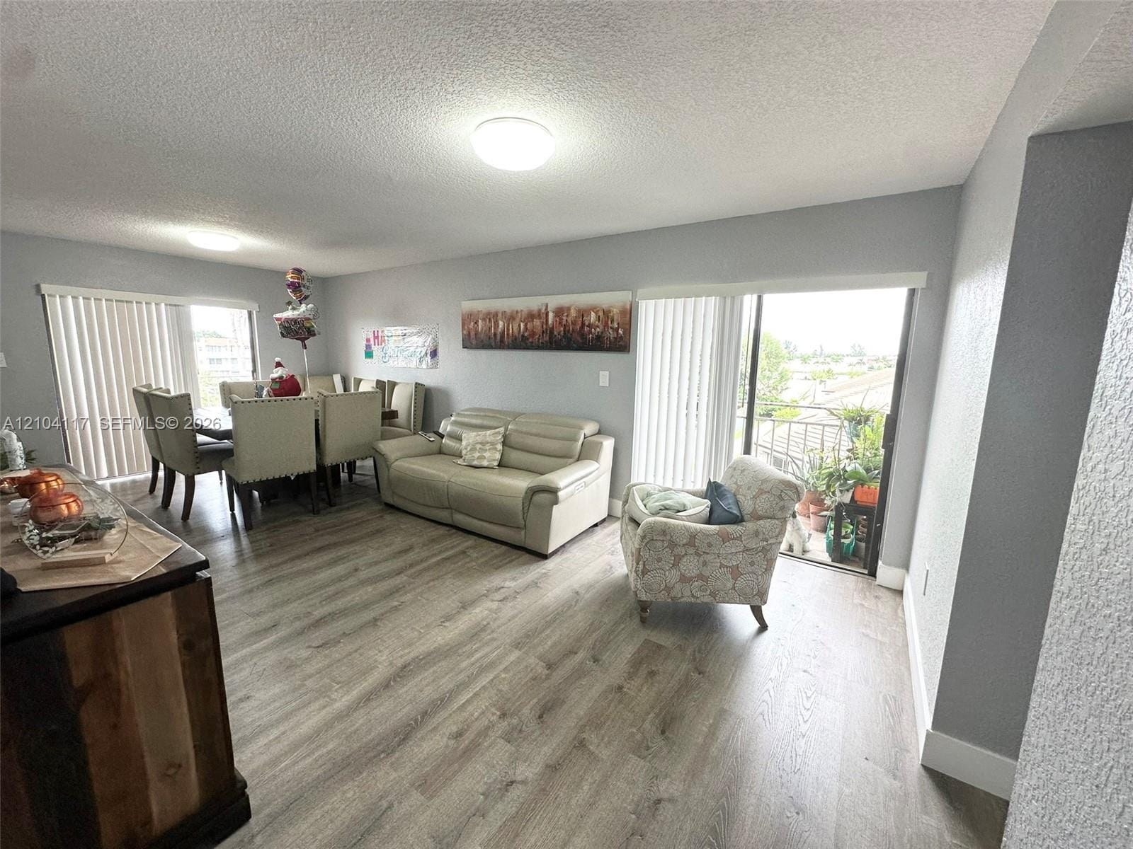 8425 NW 8th Street 401, Miami, FL 33126