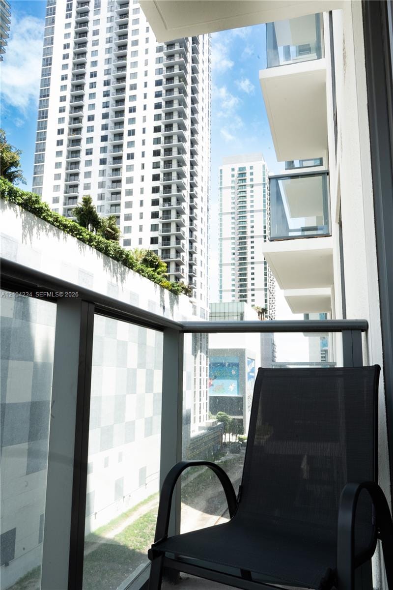 11 NE 6th Street 513, Miami, FL 33132 photo 14