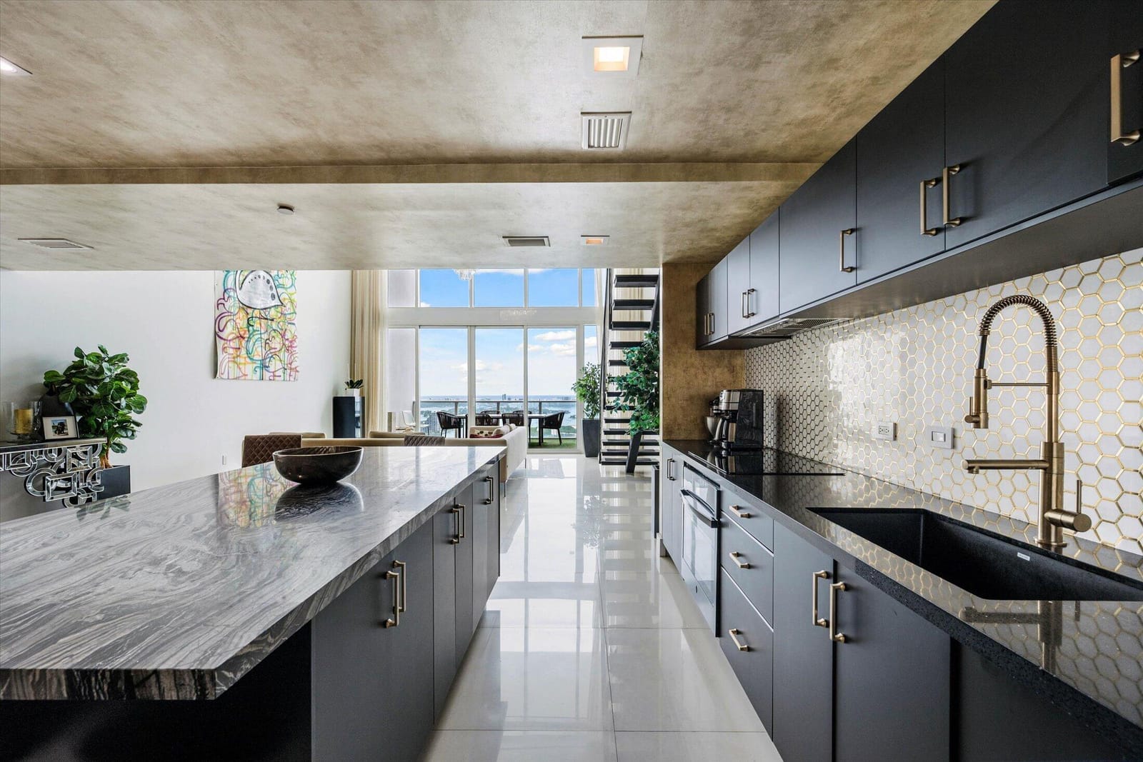 1040 Biscayne Boulevard 4202, Miami, FL 33132 photo 14