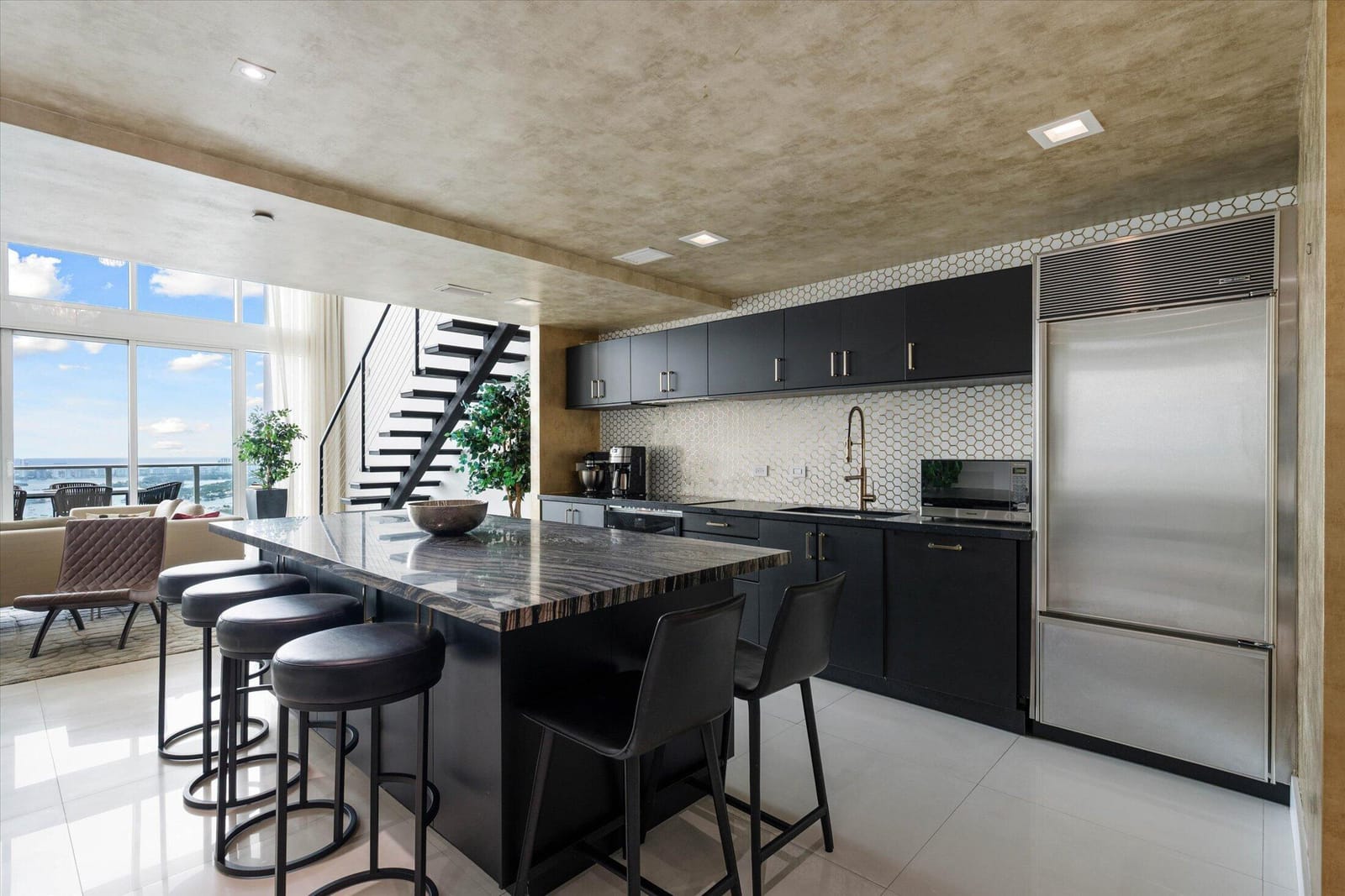 1040 Biscayne Boulevard 4202 — photo 7