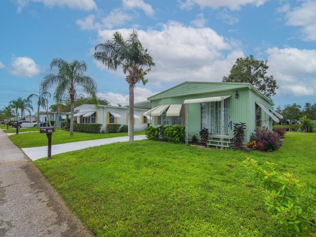 187 W Caribbean, Port St. Lucie, FL 34952 photo 2