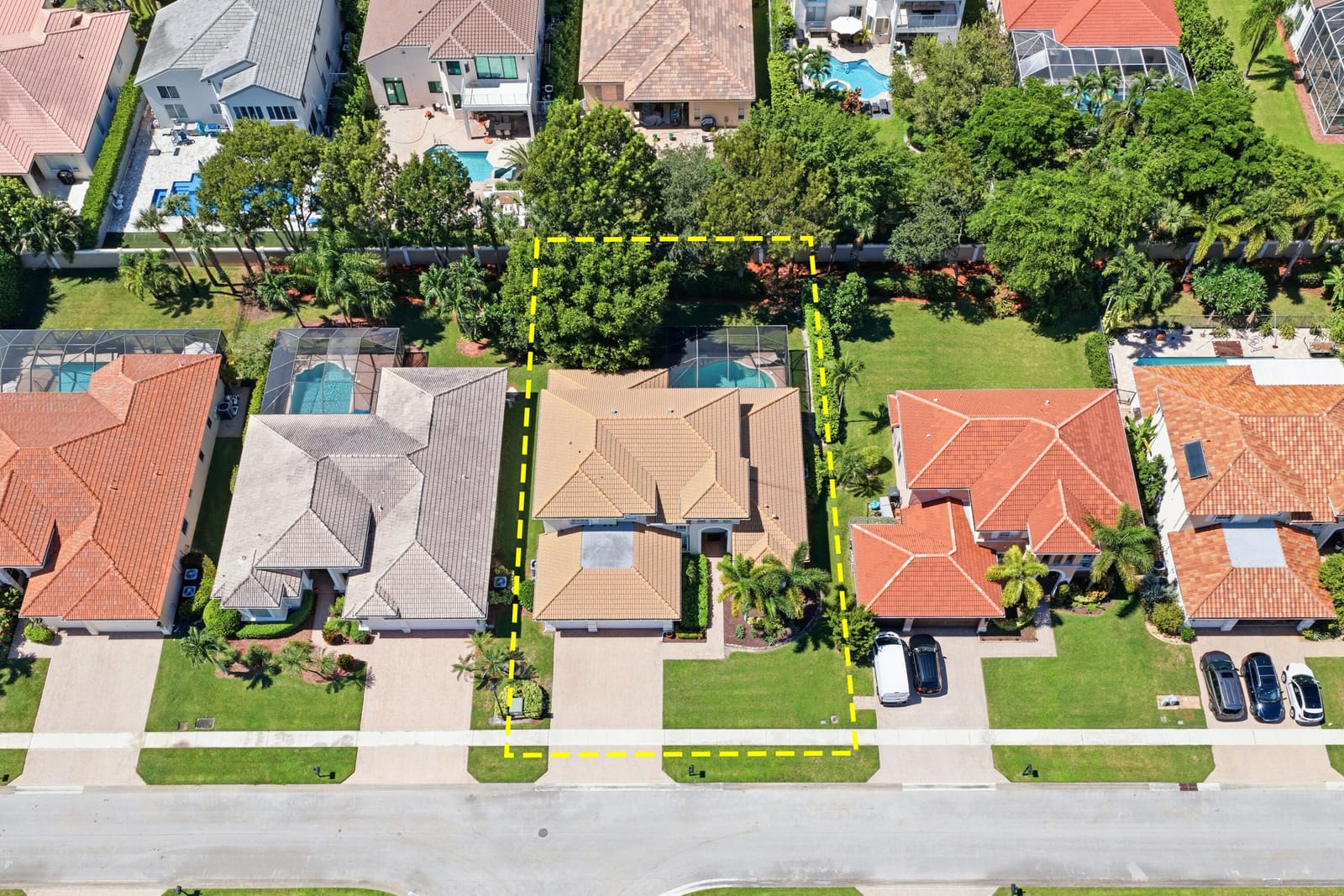 4305 WELLINGTON SHORES Drive — photo 3