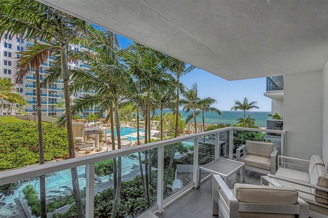 2301 Collins Avenue 516, Miami Beach, FL 33139