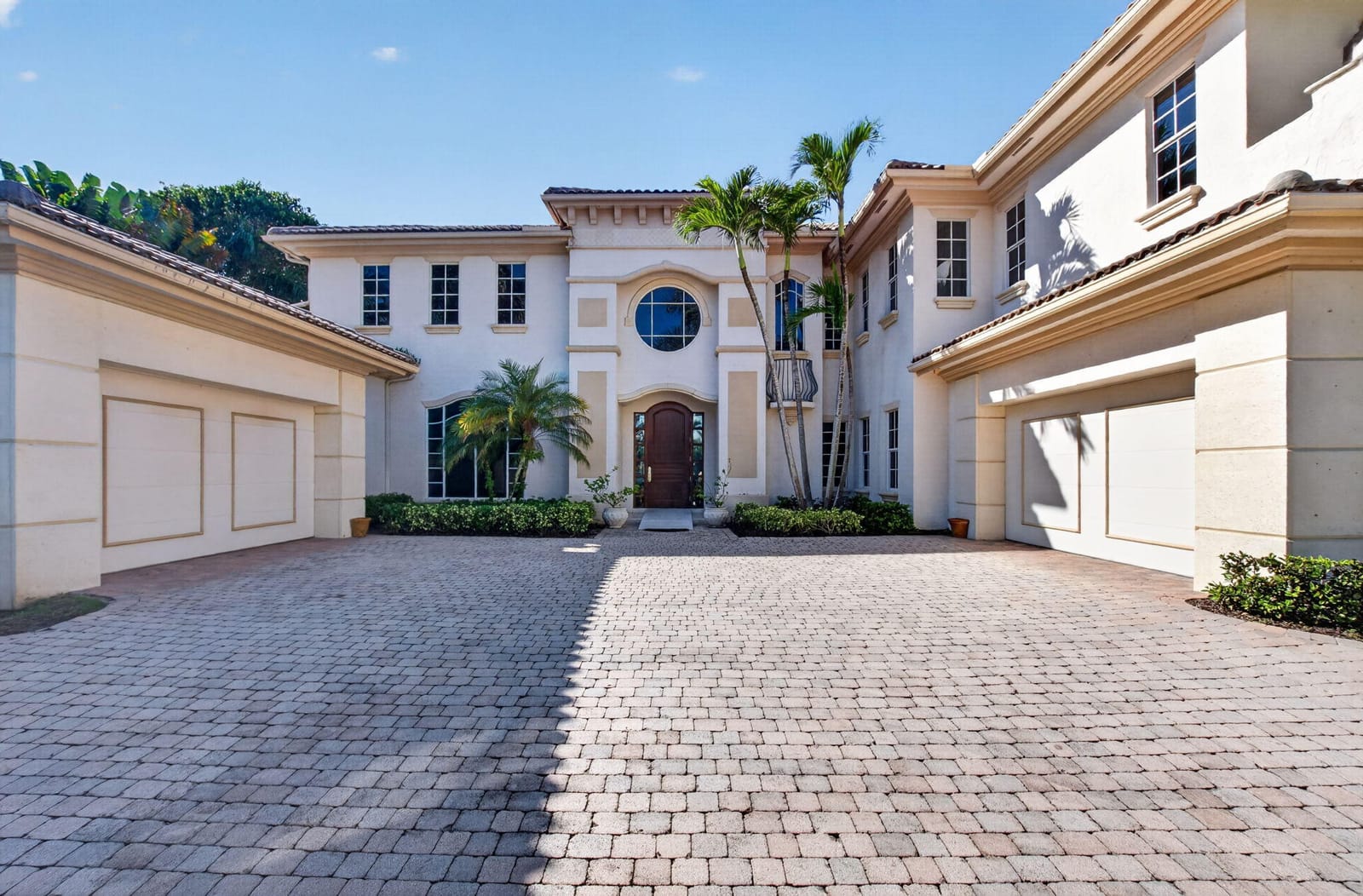 7264 Ballantrae Court — photo 2