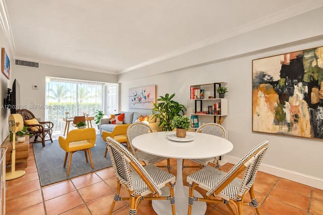 300 Sunrise Drive 1B, Key Biscayne, FL 33149