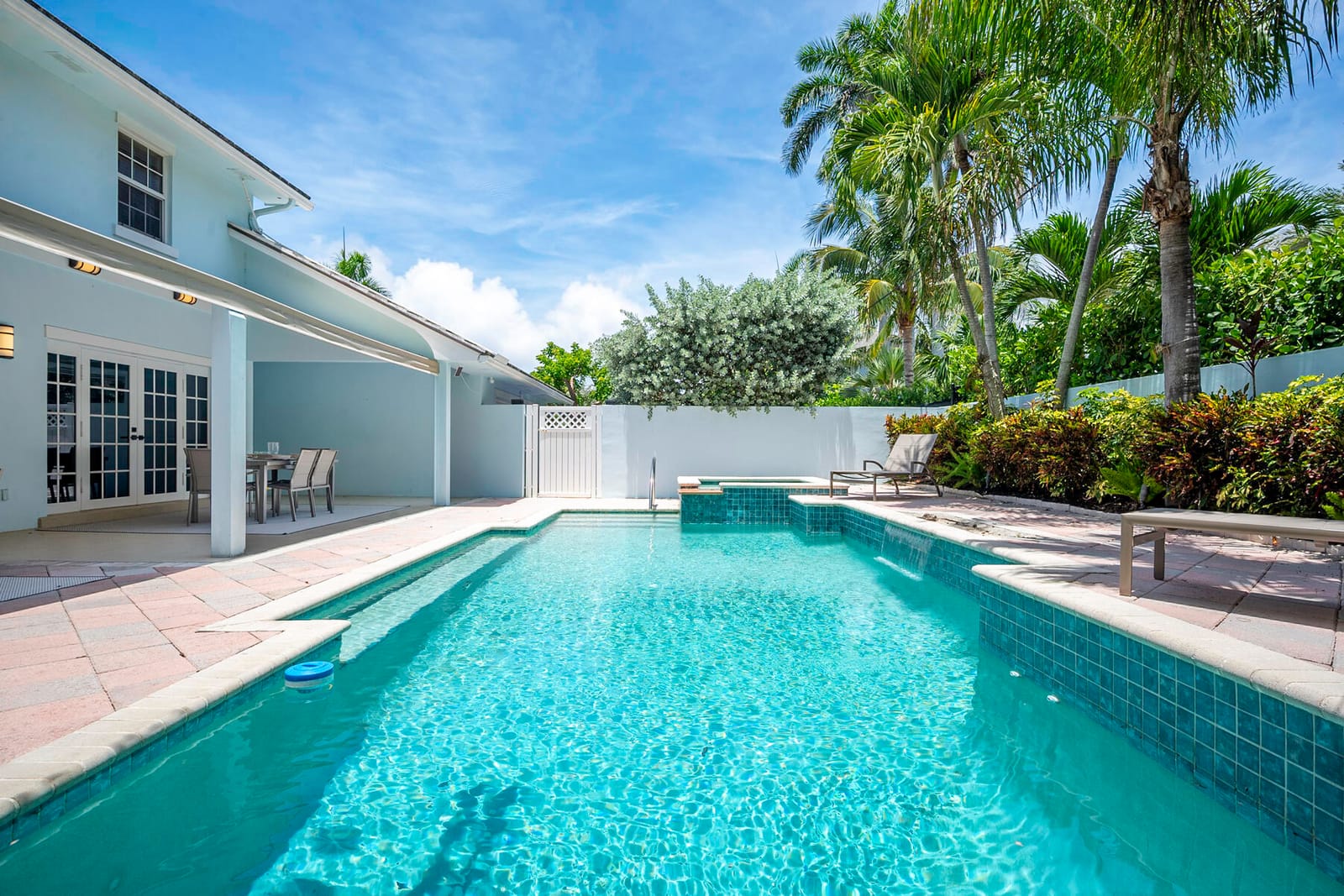 1003 Seagate Drive, Delray Beach, FL 33483 photo 2