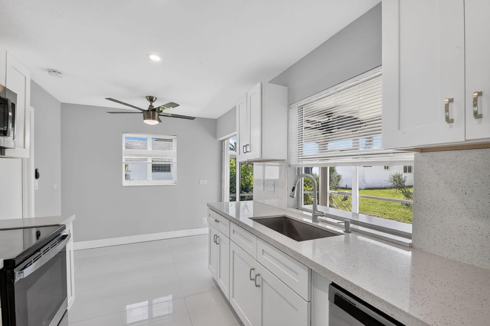 1404 SW 22nd Avenue, Boynton Beach, FL 33426 photo 17