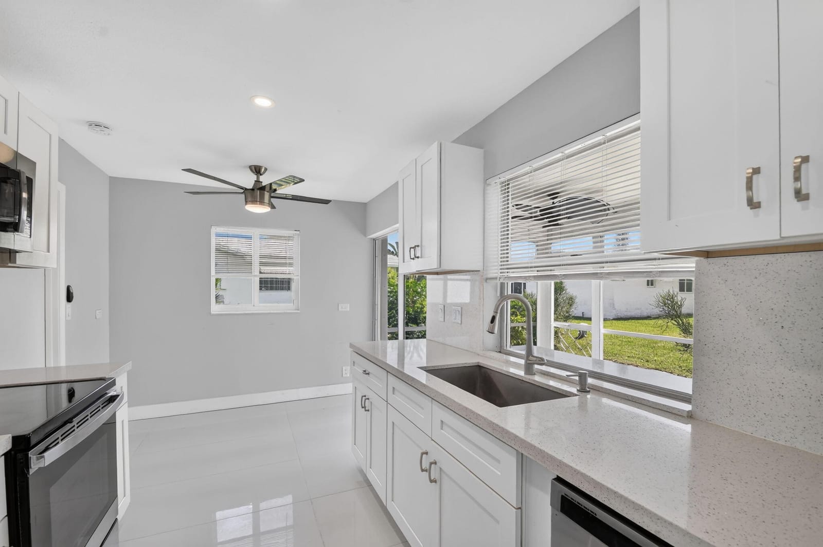 1404 SW 22nd Avenue, Boynton Beach, FL 33426 photo 18