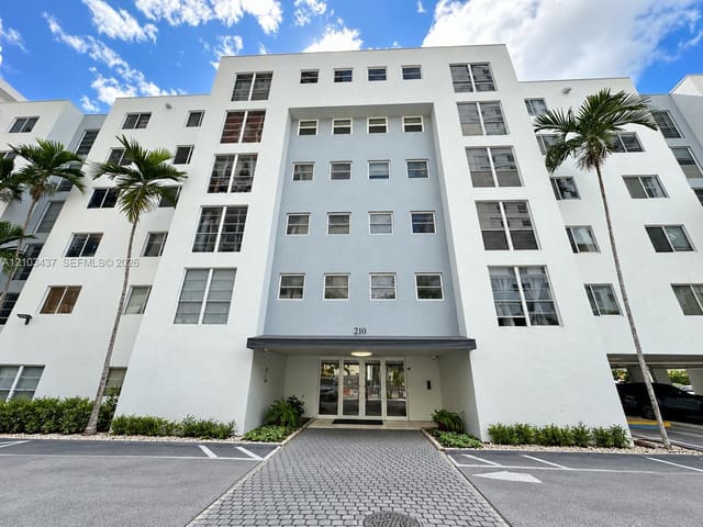 210 SW 11th Street 208, Miami, FL 33130