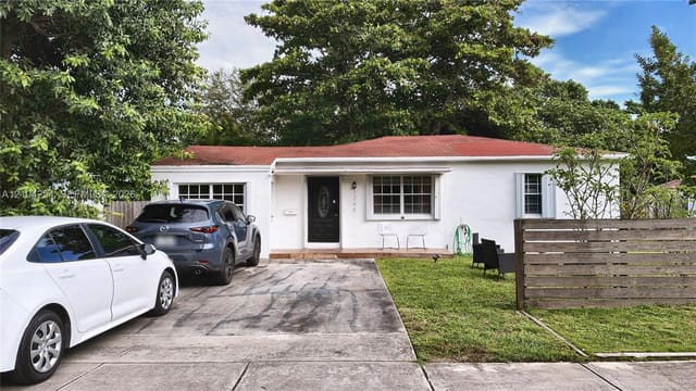 1245 NE 133rd Street, North Miami, FL 33161