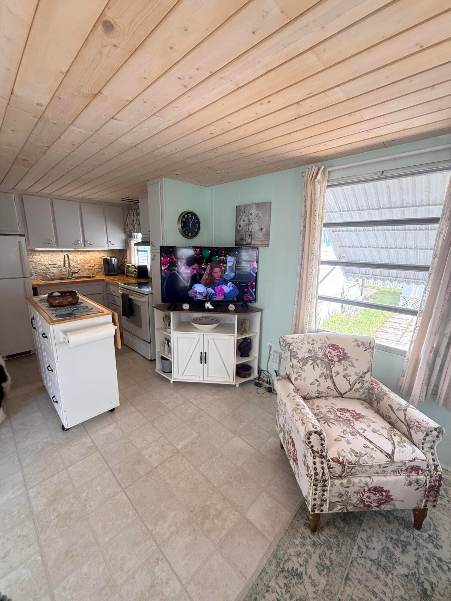 209 E Eagle Drive E — photo 12