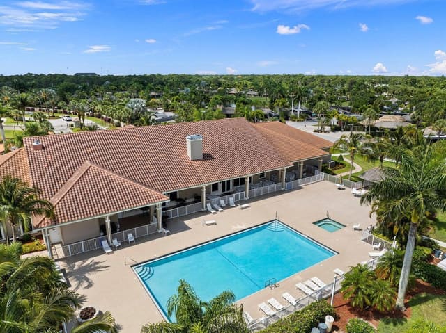 393 NW Boundary Drive, Port St. Lucie, FL 34986