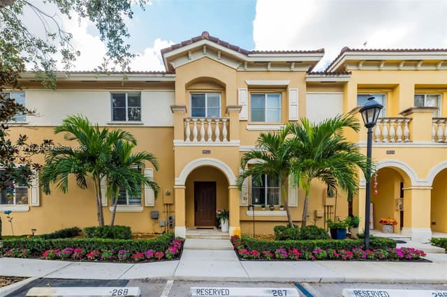 8922 SW 19th Street, Miramar, FL 33025