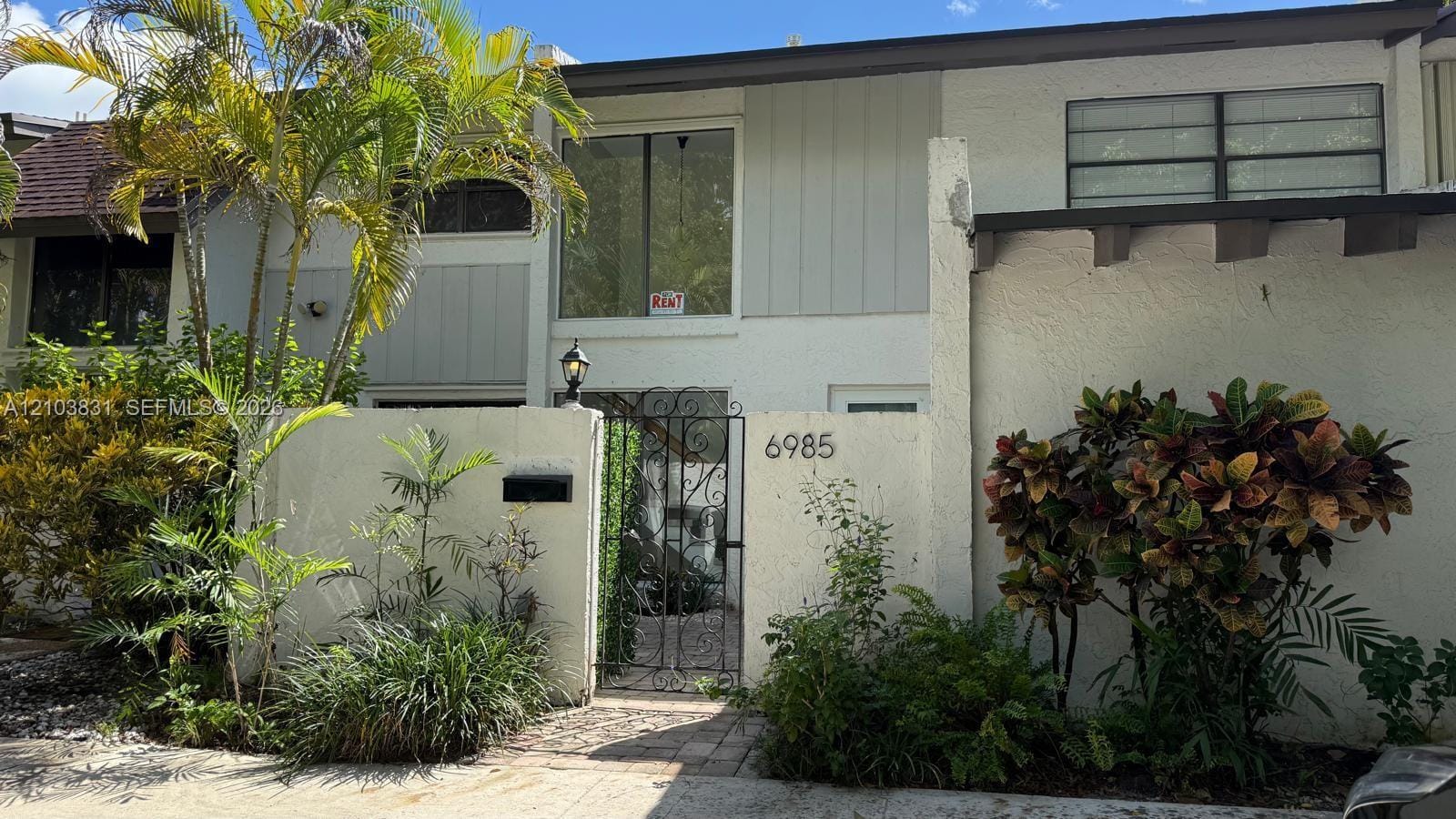 6985 SW 110th Place, Miami, FL 33173