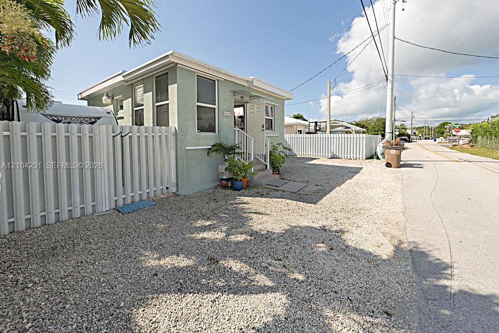 30 Orange Drive, Key Largo, FL 33037 photo 2