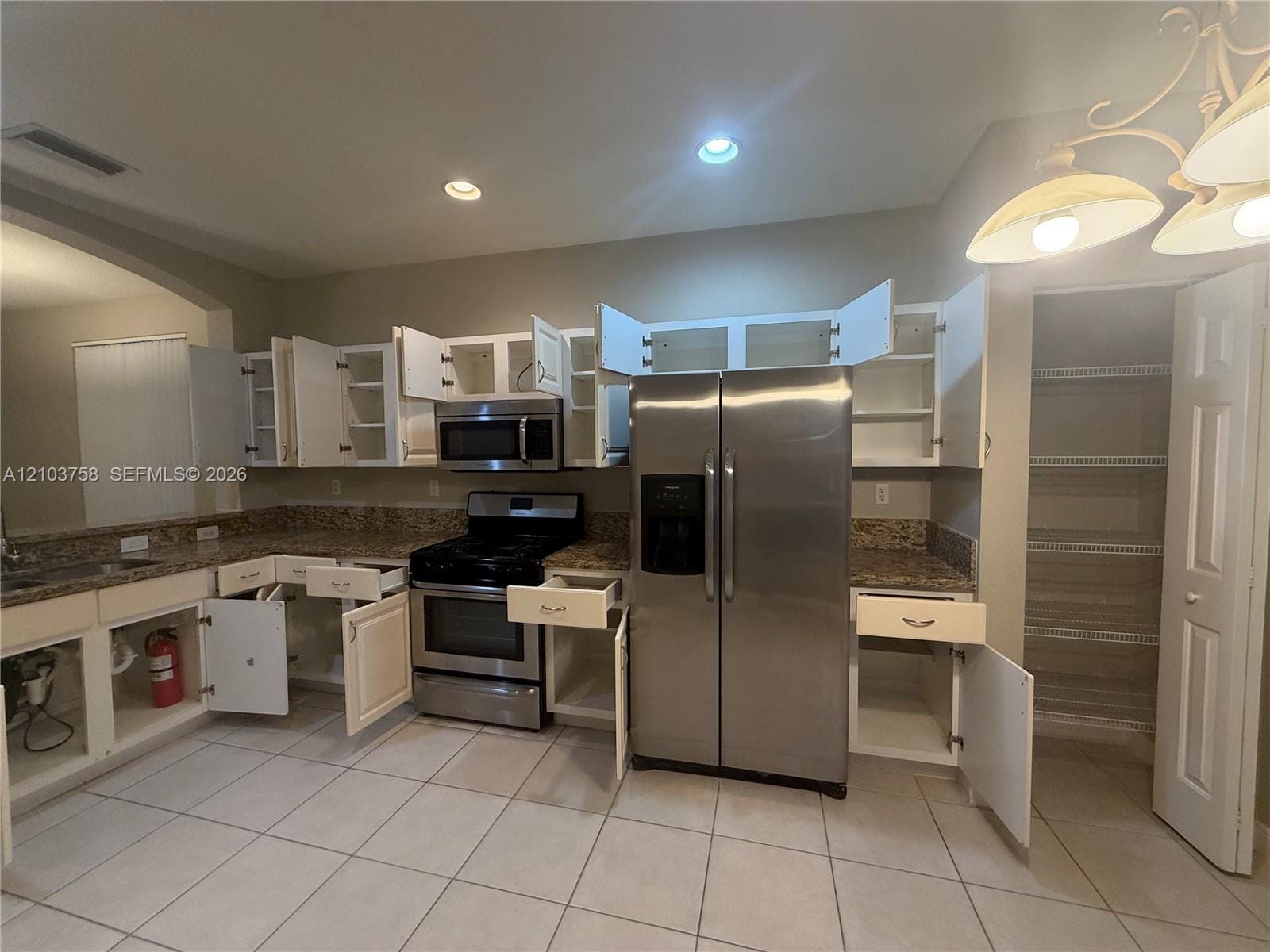 735 Duchess Court, Palm Beach Gardens, FL 33410 photo 2