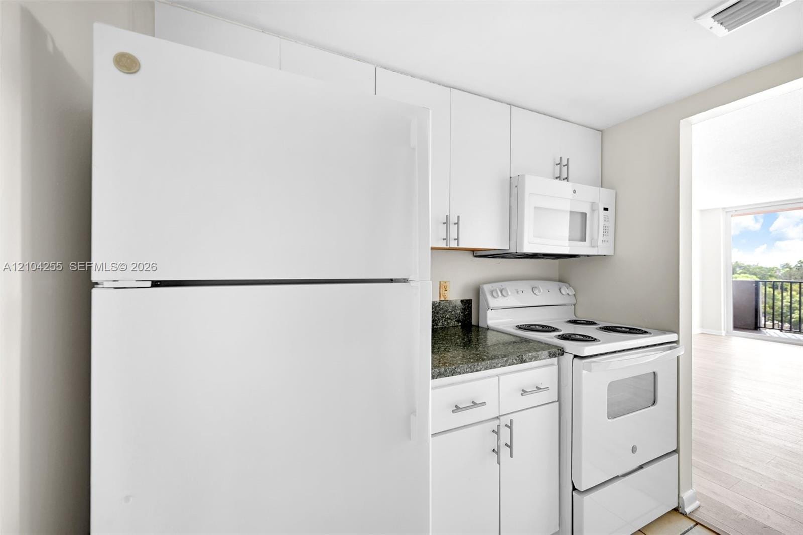 2075 NE 164th Street 510, North Miami Beach, FL 33162 photo 14