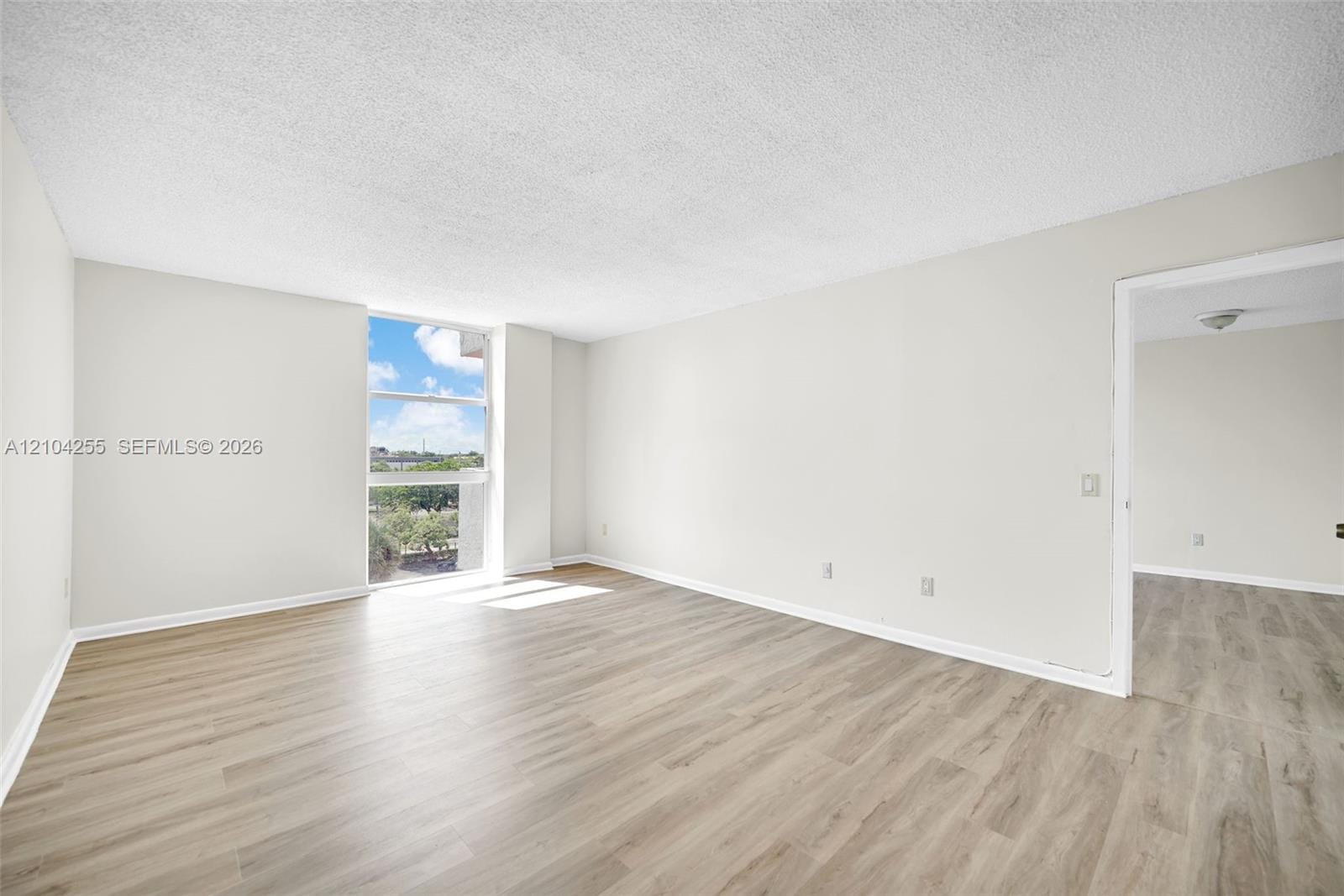2075 NE 164th Street 510, North Miami Beach, FL 33162 photo 16