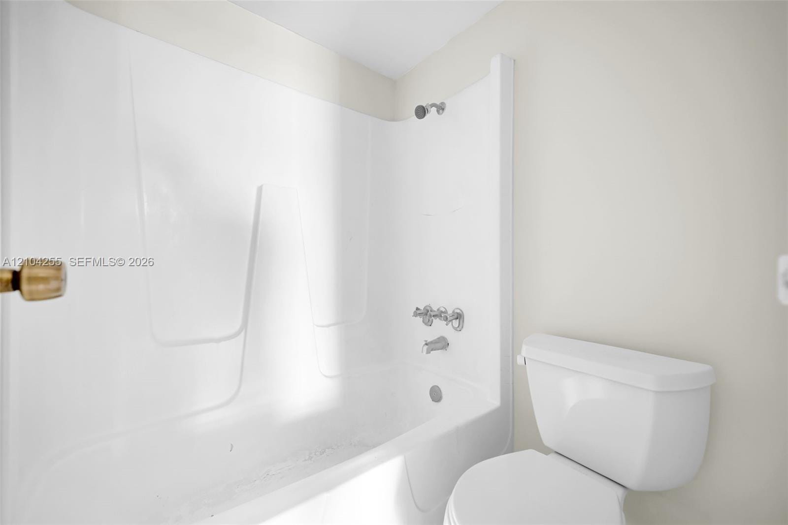 2075 NE 164th Street 510, North Miami Beach, FL 33162 photo 23