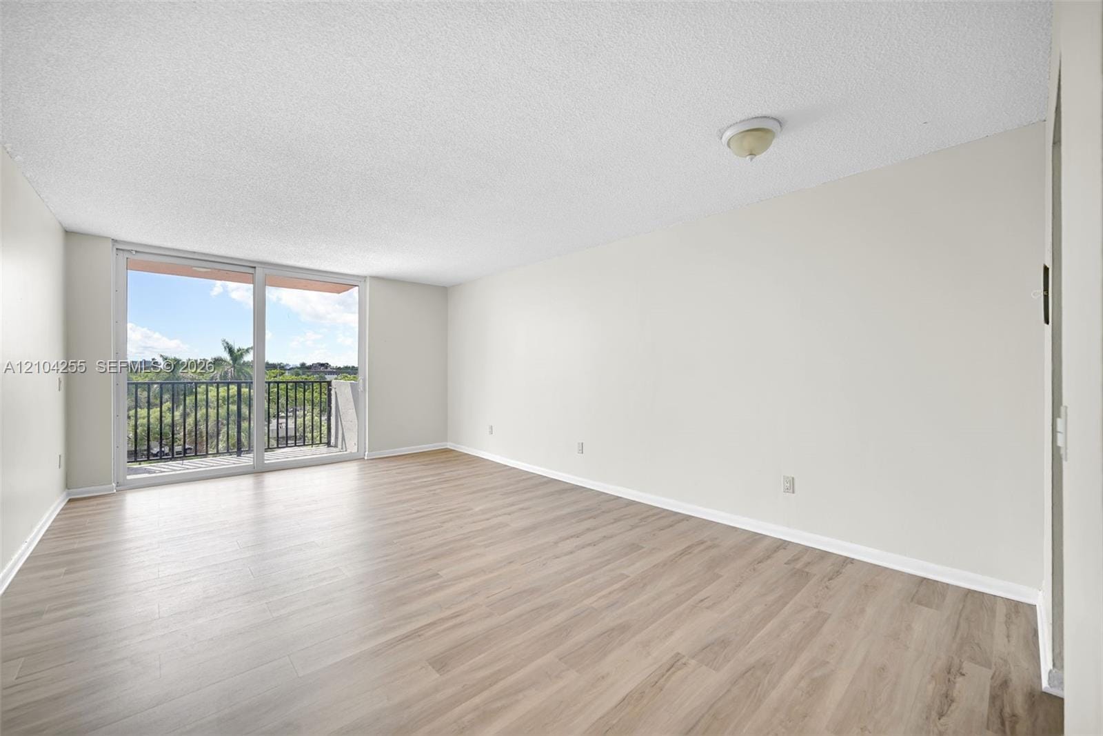 2075 NE 164th Street 510 — photo 4