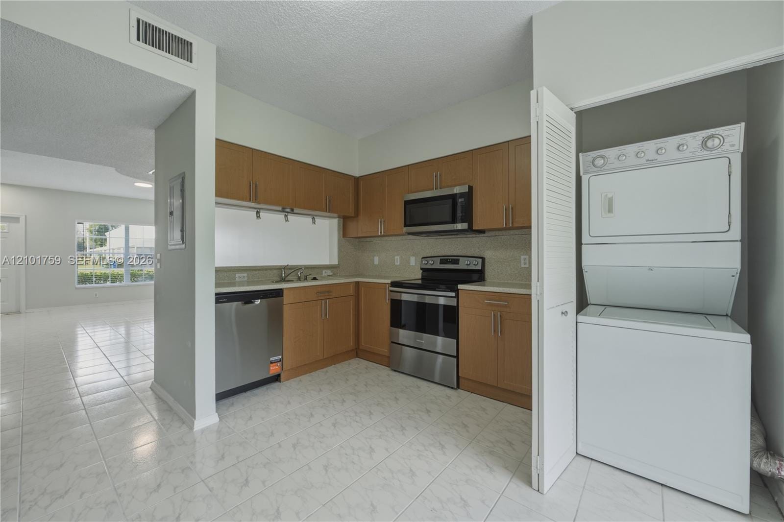 16731 Hemingway Drive, Weston, FL 33326 photo 10
