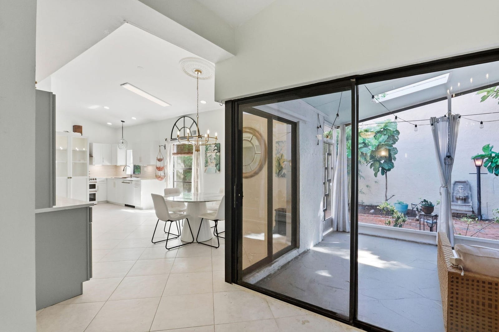 2230 NW 14th Street — photo 9
