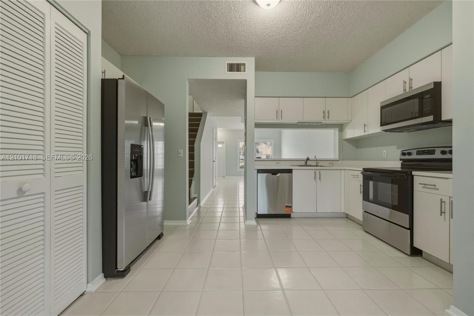 16679 Hemingway Drive, Weston, FL 33326 photo 10