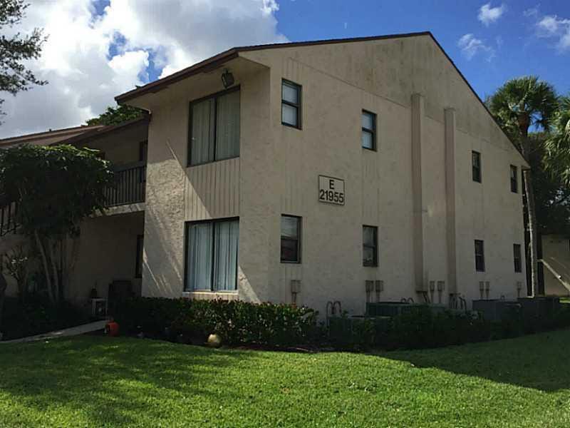 21955 TIDEWATER Terrace 208 — photo 3