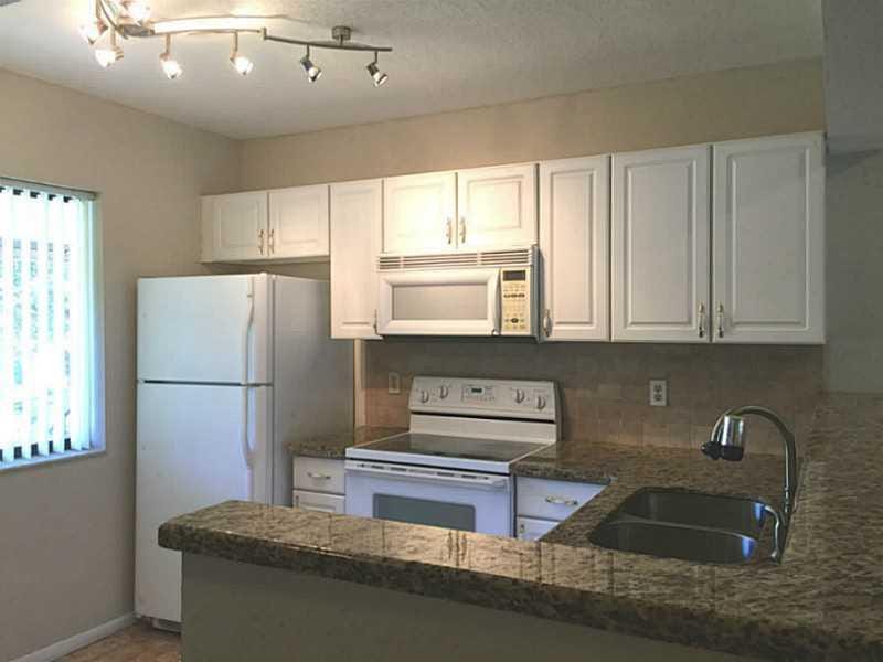 21955 TIDEWATER Terrace 208 — photo 5